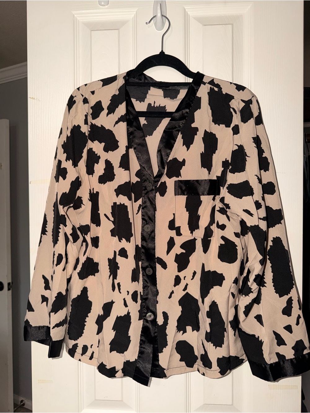 Womens Black & Beige Animal Print Button-Up Pajama Set
